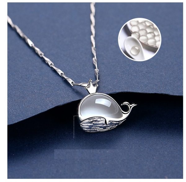 Whale pendant