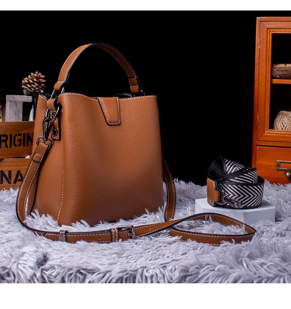 Leather bucket bag - 图片 9